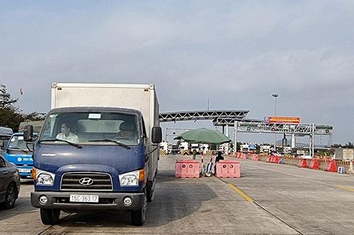 Hải Phòng: Đóng cửa hoạt động tín ngưỡng, học sinh tạm nghỉ học