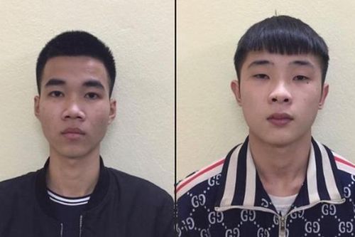 Hai thanh thiếu niên chặn đánh người, cướp tài sản