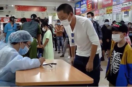 Hành khách từ sân bay Nội Bài, Vân Đồn, Cát Bi về TPHCM sẽ phải xét nghiệm COVID-19