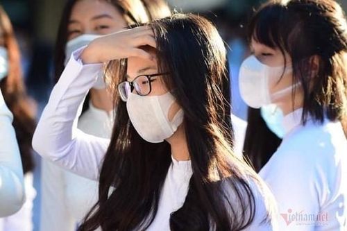 Hàng loạt đại học dạy trực tuyến sau Tết