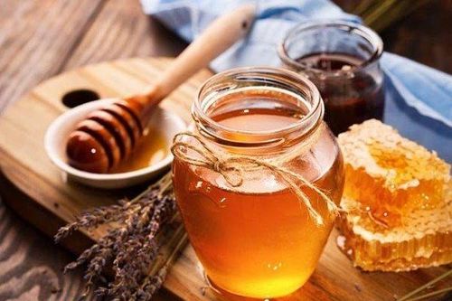 6 nhóm người không nên ăn mật ong kẻo rước họa vào thân