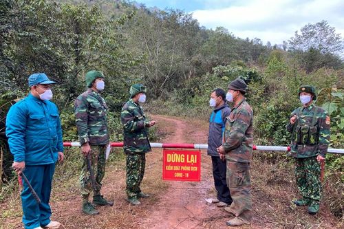 Ở lại vùng cao trực tết