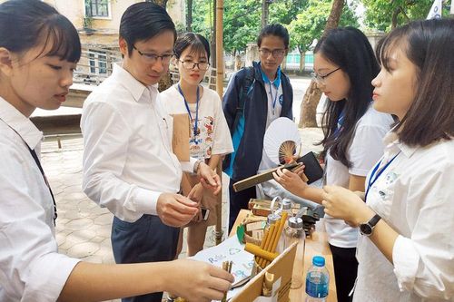 Đổi rác lấy… tương lai!