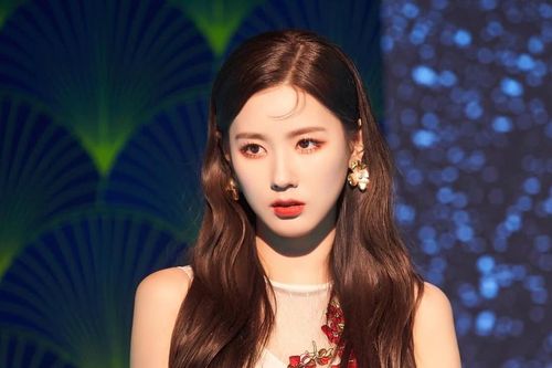 Không chỉ là thành viên hụt của BLACKPINK, ai mà ngờ Miyeon còn từng bị (G)I-DLE từ chối