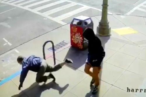 Hàng trăm người tình nguyện bảo vệ cư dân gốc Á ở Mỹ