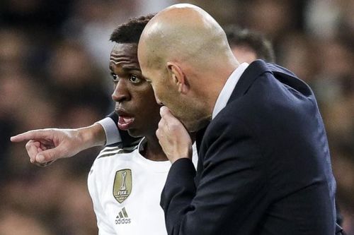 Cuộc gọi cho Zidane thay đổi sự nghiệp Vinicius