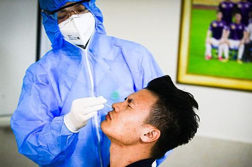 Đức Huy, Quang Hải âm tính với Covid-19