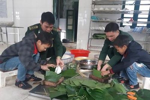 Tết của con nuôi đồn biên phòng