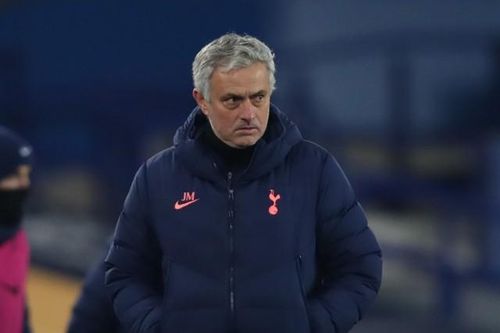 Lý do Tottenham không sa thải Mourinho