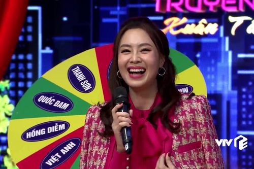 Hồng Diễm chưa hôn trên phim, Phương Oanh cứ đóng phim là trục trặc tình cảm