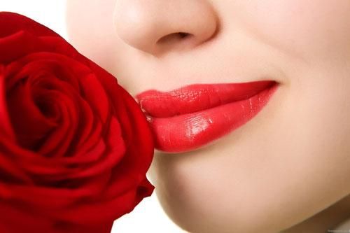Mẹo giúp đôi môi căng mọng, ngọt ngào