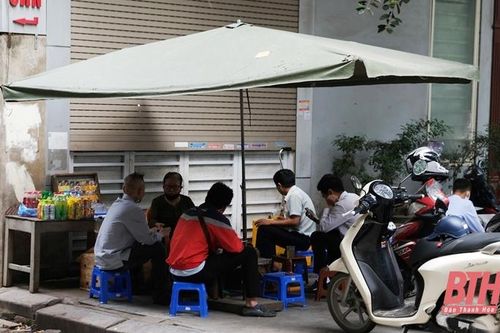 TP Thanh Hóa ra công điện khẩn phòng chống COVID-19: Quán cà phê, giải khát, lẩu nướng, ăn đêm... chỉ được kinh doanh trong nhà