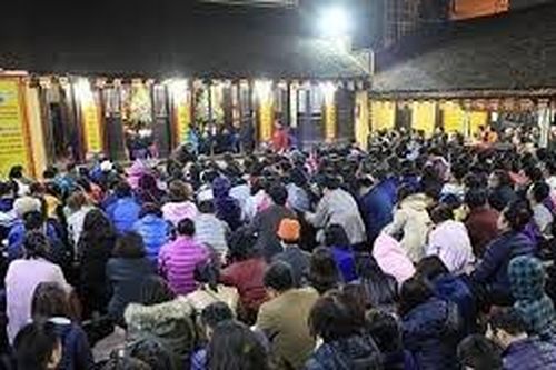 Bài trừ mê tín dị đoan