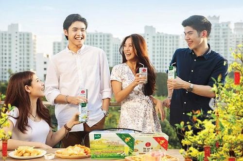 Cân đối bữa ăn trong ngày Tết