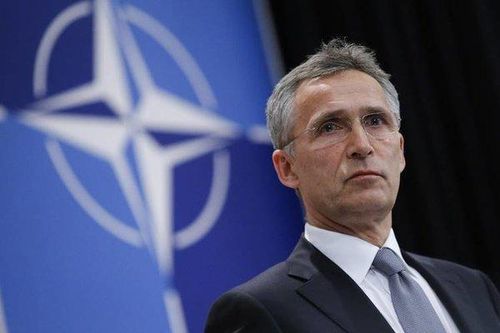 NATO tuyên bố sẵn sàng cho cả hòa bình và xung đột với Nga