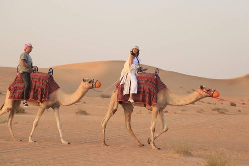 Kỳ nghỉ dưỡng giữa sa mạc ở Dubai