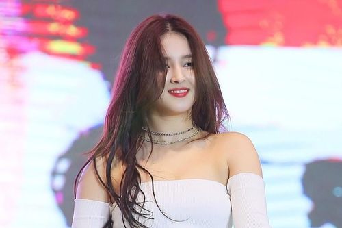 Thiên thần lai Nancy bị lãng quên ở Kpop