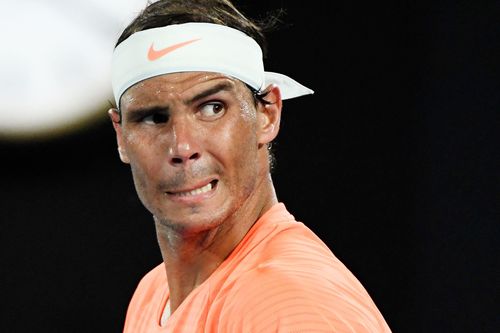 Nadal thua ngược tại tứ kết Australian Open