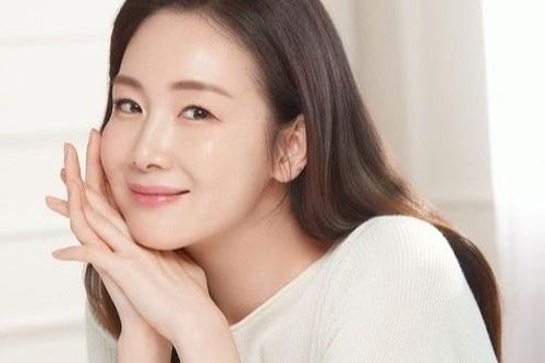 Choi Ji Woo lần đầu chia sẻ về cuộc sống hôn nhân