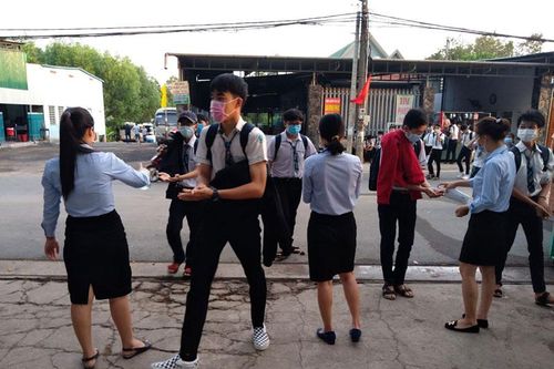 Học sinh ở Đồng Nai tạm nghỉ học đến hết tháng 2