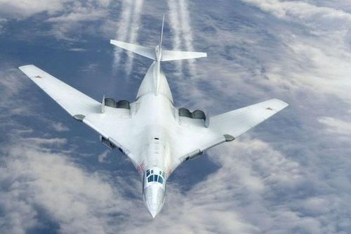 Nga đang 'tất tay' vào máy bay ném bom chiến lược Tu-160M
