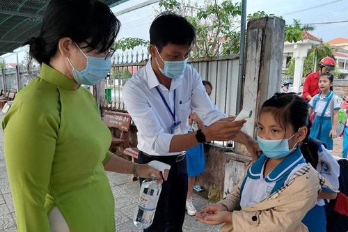 Cà Mau: Rà soát điều kiện dạy học trực tuyến