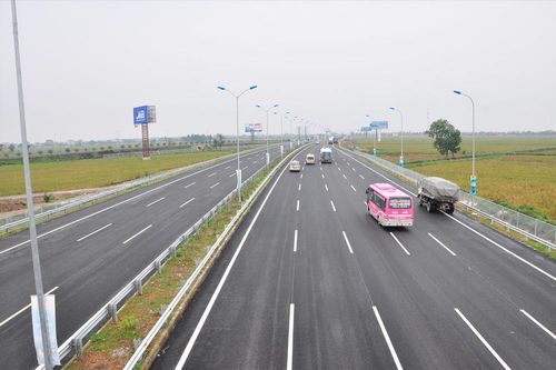 Năm 2021: Kỳ vọng giao thông tạo đột phá