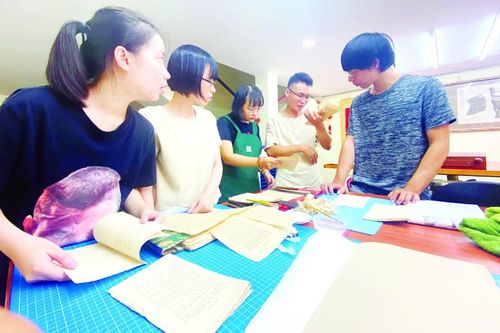 Bác sĩ… giấy