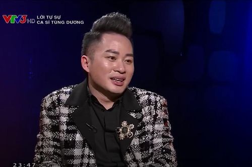 Ca sĩ Tùng Dương hiếm hoi tiết lộ về bà xã hơn tuổi