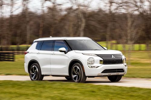 Mitsubishi Outlander thế hệ mới chính thức trình làng
