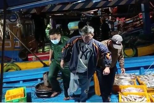 Thuê tàu ra biển câu cá, 3 người tử vong, 2 người mất tích