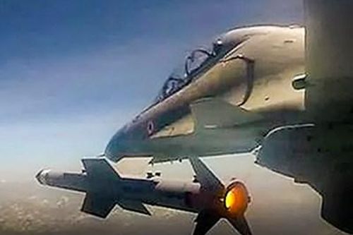 Ấn Độ thử nghiệm tên lửa không đối không thế hệ mới tích hợp cho Su-30