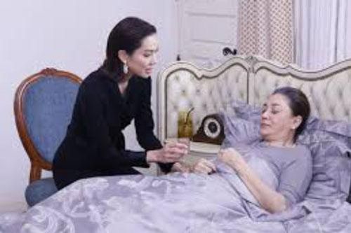 Không ngờ vì quá yêu chị dâu mà anh trai tôi đã làm một việc điên rồ khiến mẹ tôi ốm liệt giường