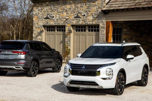 Mitsubishi Outlander mới ra mắt, giá khởi điểm gần 600 triệu đồng