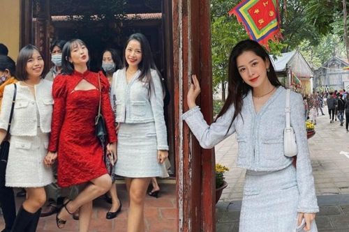 Chi Pu, Sun Ht bị dân mạng 'ném đá' mặc đồ hở hang, ngắn cũn đi lễ đầu năm