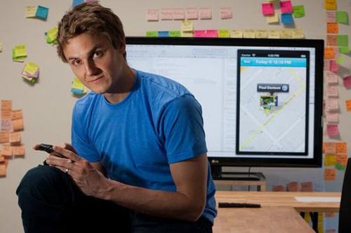 Mạng xã hội Clubhouse có gì đặc biệt khiến Facebook và Twitter phải thay đổi theo?
