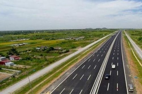 Di dời hệ thống điện giải phóng mặt bằng thi công dự án đường bộ cao tốc Bắc - Nam