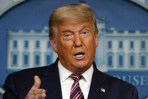 Ông Trump lại bị kiện kích động bạo loạn