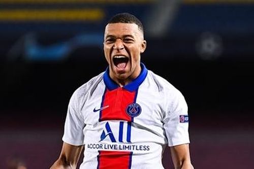 Mbappe lập hat-trick, PSG 'kéo sập' NouCamp