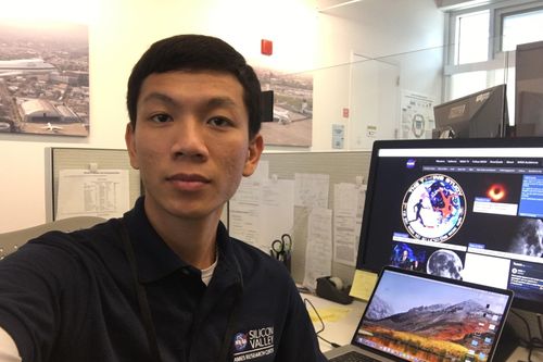 Chàng trai nghèo từ Phú Yên đến NASA