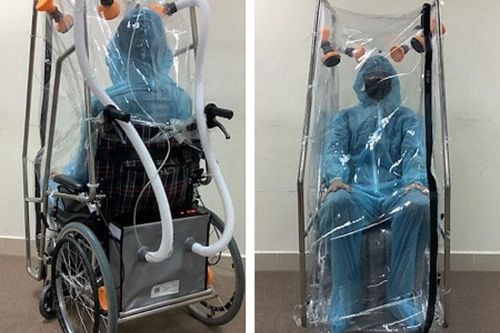 Xe lăn áp lực âm vận chuyển bệnh nhân Covid-19