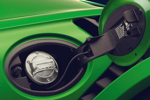 Porsche sẽ thử nghiệm nhiên liệu thay thế xăng vào năm 2022