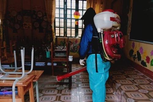 Học sinh Lào Cai trở lại trường ngày 22/2