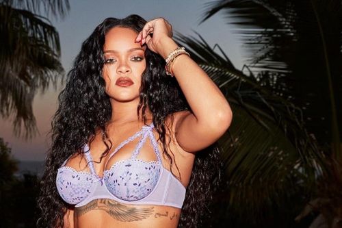 Hãng nội y của Rihanna trở thành đế chế 1 tỷ USD