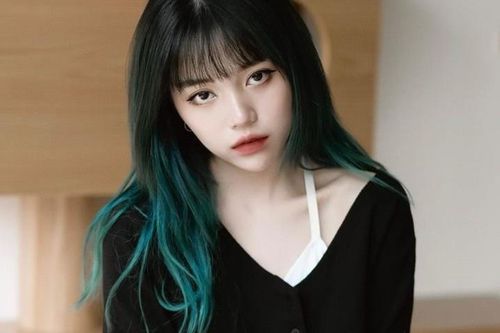 Mốt nhuộm tóc 2 màu được hot girl châu Á yêu thích