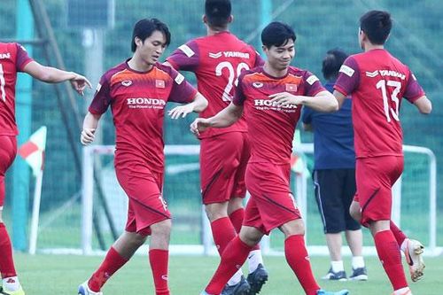 Bóng đá Việt Nam hôm nay: Tuyển Việt Nam bất lợi nếu vòng loại World Cup đá tại UAE