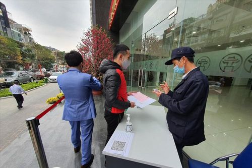 Ngày làm việc đầu năm: Khuyến khích làm thủ tục trực tuyến