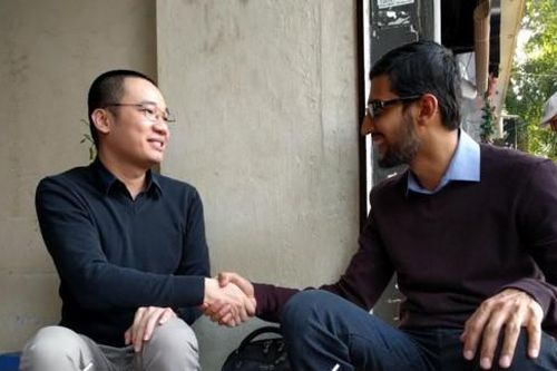 Đừng 'chém gió' tỷ USD, hãy nhìn gánh hàng rong, bà bán xôi trên vỉa hè