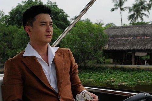 Huỳnh Anh lên tiếng vụ mở cửa xe gây tai nạn: 'Tôi đã đền bù 15 triệu'