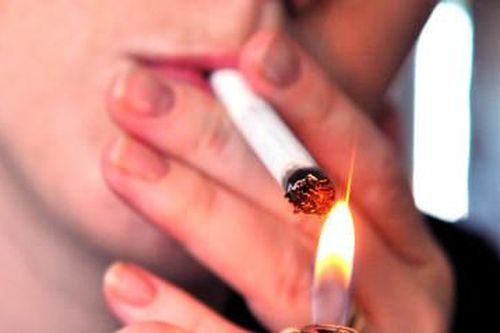 Hút thuốc làm tăng nguy cơ ung thư vú